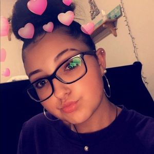 Meet your Posher, Ashlyn